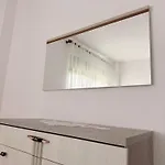 Eris Apartment, 2 Minute Walk To Durrës