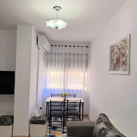 Appartement Eris Beach Apartment, 1 Minute Walk To Beach Durrës